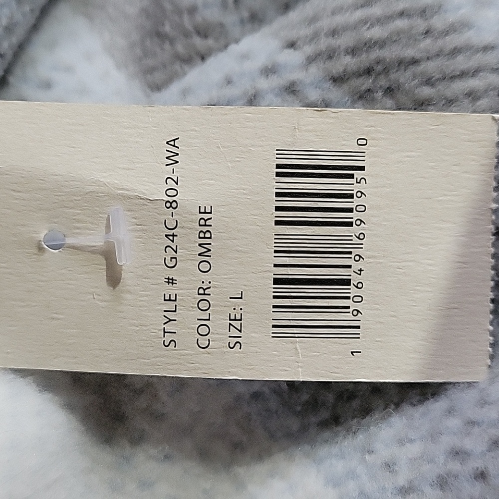 JACHS Girlfriend New York Fleece Pullover Large Ombre NWT - Picture 7 of 8
